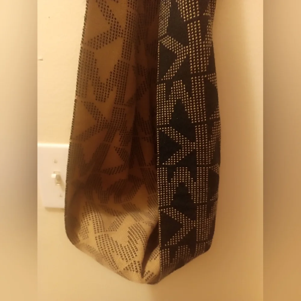 Michael Kors black and tan stylish women's infinity scarf